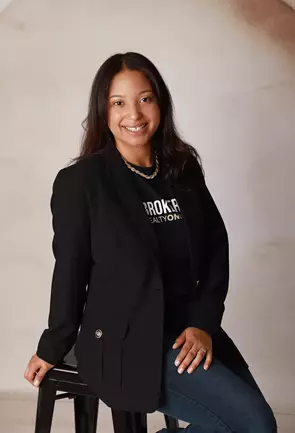 Tessa Van Zetten, Windsor, Real Estate Agent